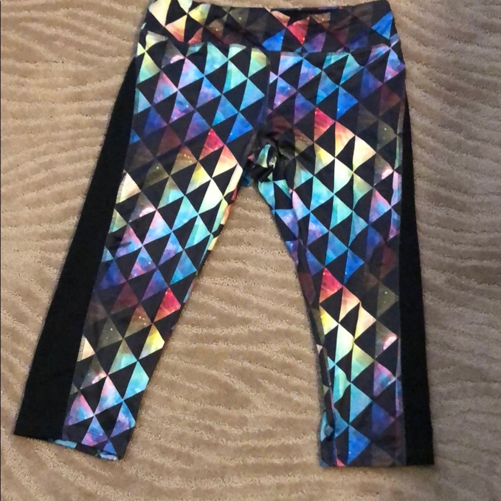 Workout capris multicolor with black side panels